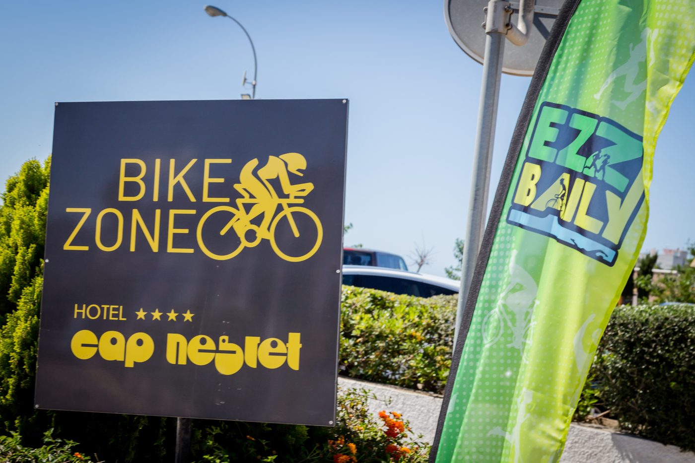 Cartel Bike Zone del Hotel Cap Negret